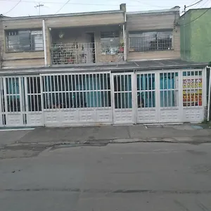 Habitación Con Baño Privado Cerca Al Aeropuerto Bogotá