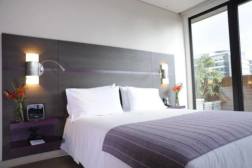 Mercure Bogota BH Zona Financiera 4*,